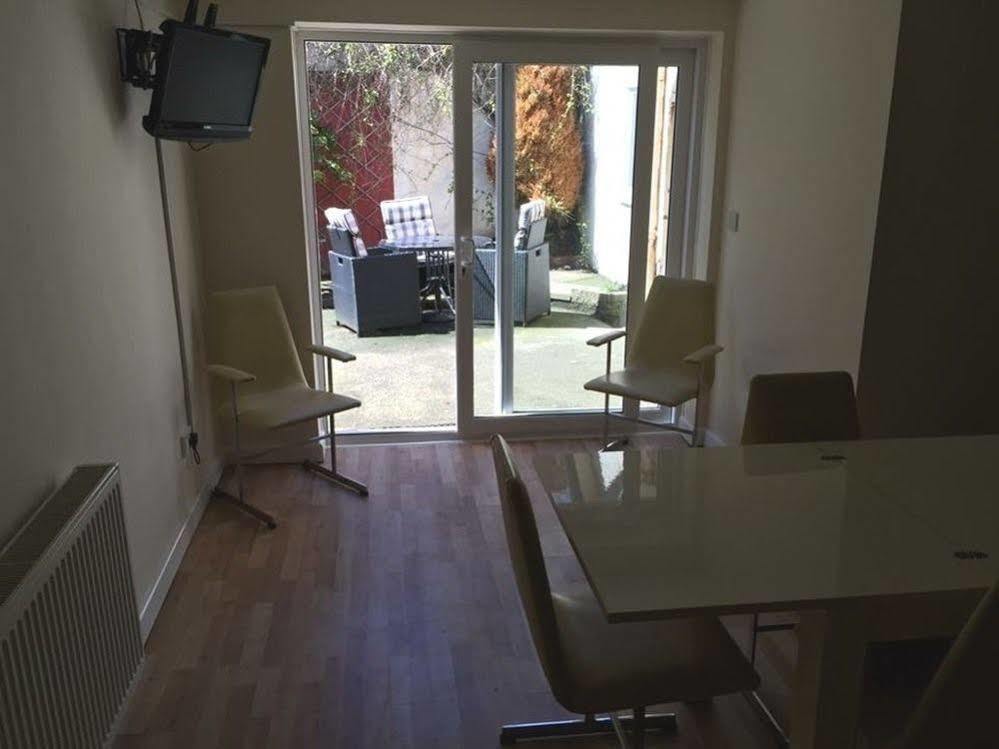 Twelve Apartments Blackpool Buitenkant foto