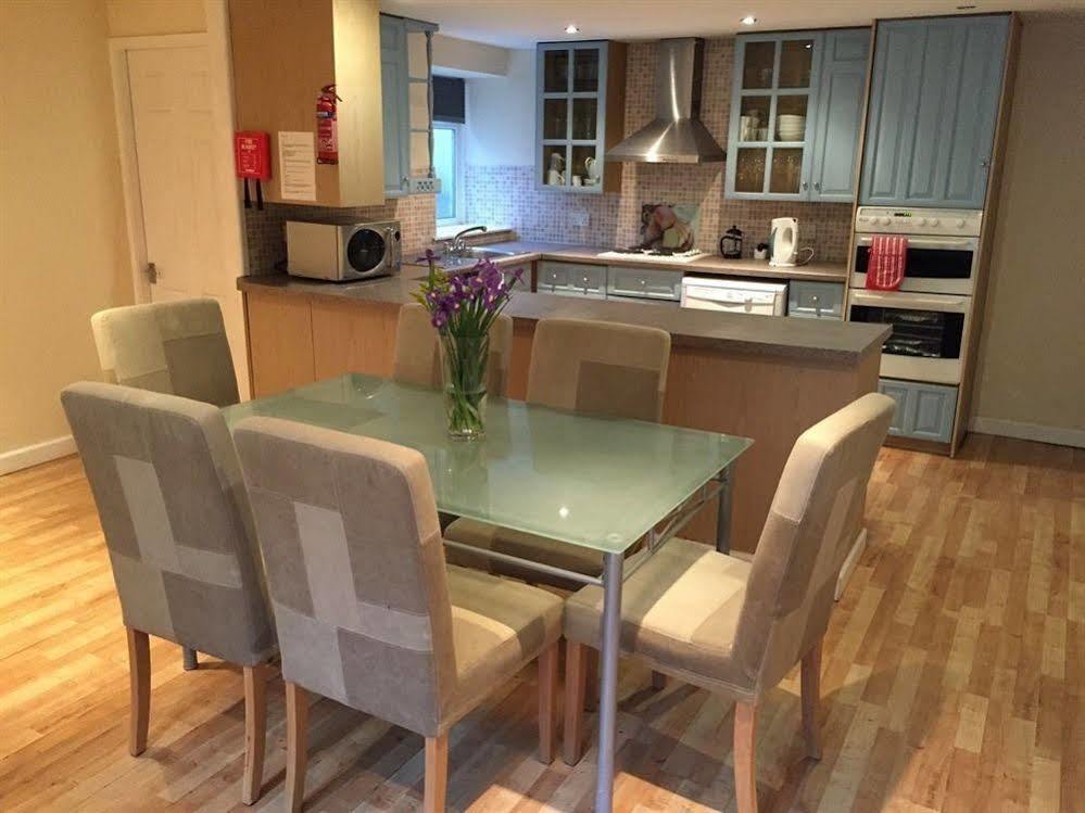 Twelve Apartments Blackpool Buitenkant foto