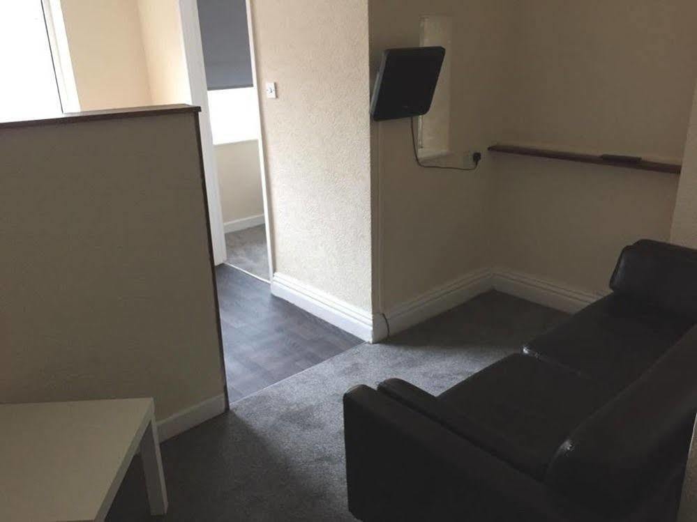 Twelve Apartments Blackpool Buitenkant foto