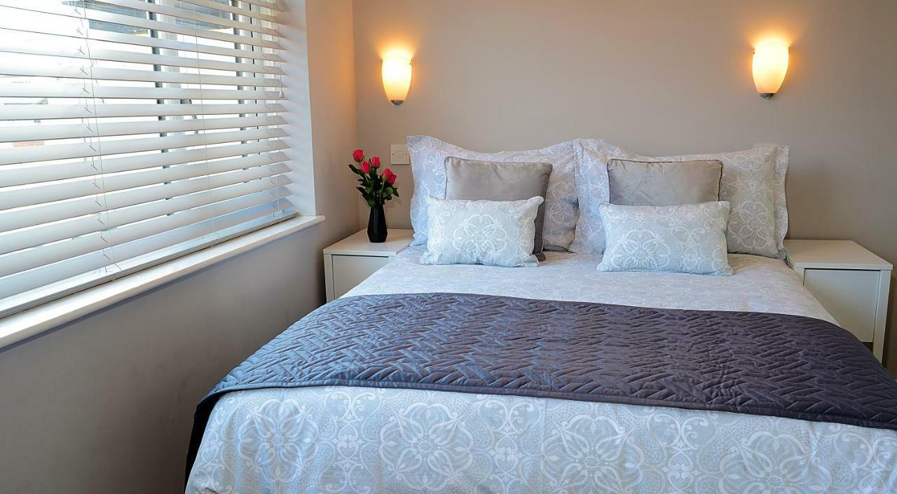 Twelve Apartments Blackpool Buitenkant foto
