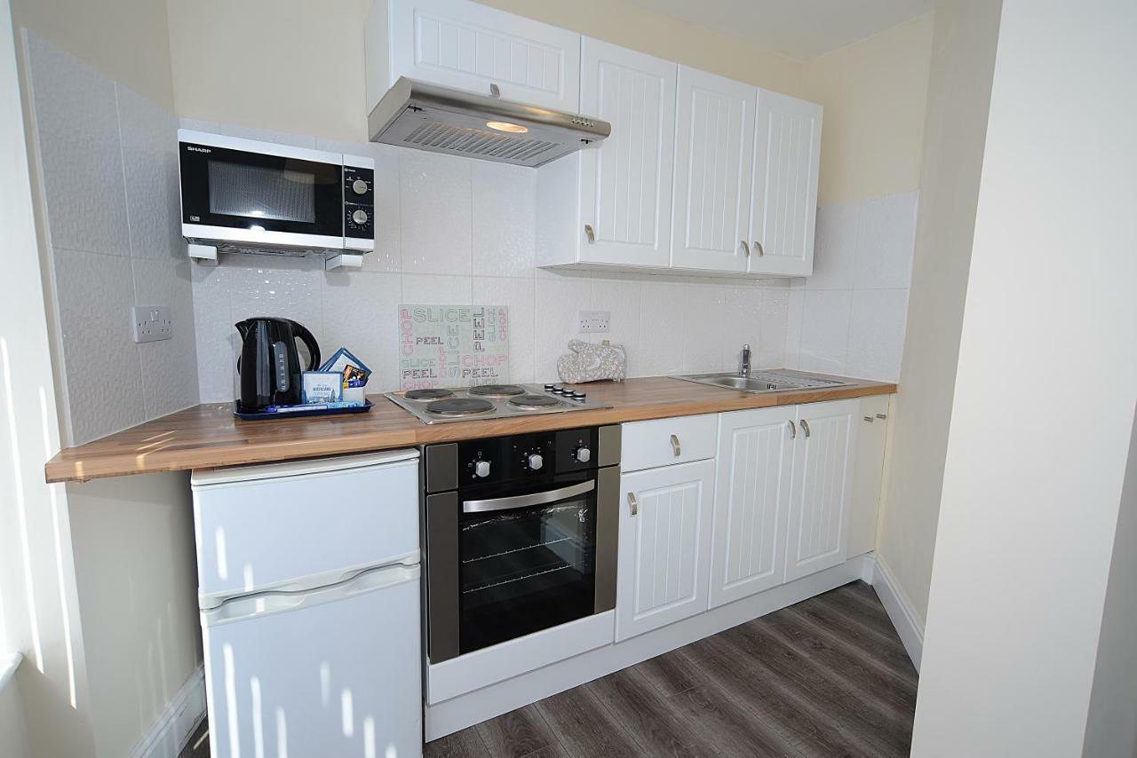 Twelve Apartments Blackpool Buitenkant foto