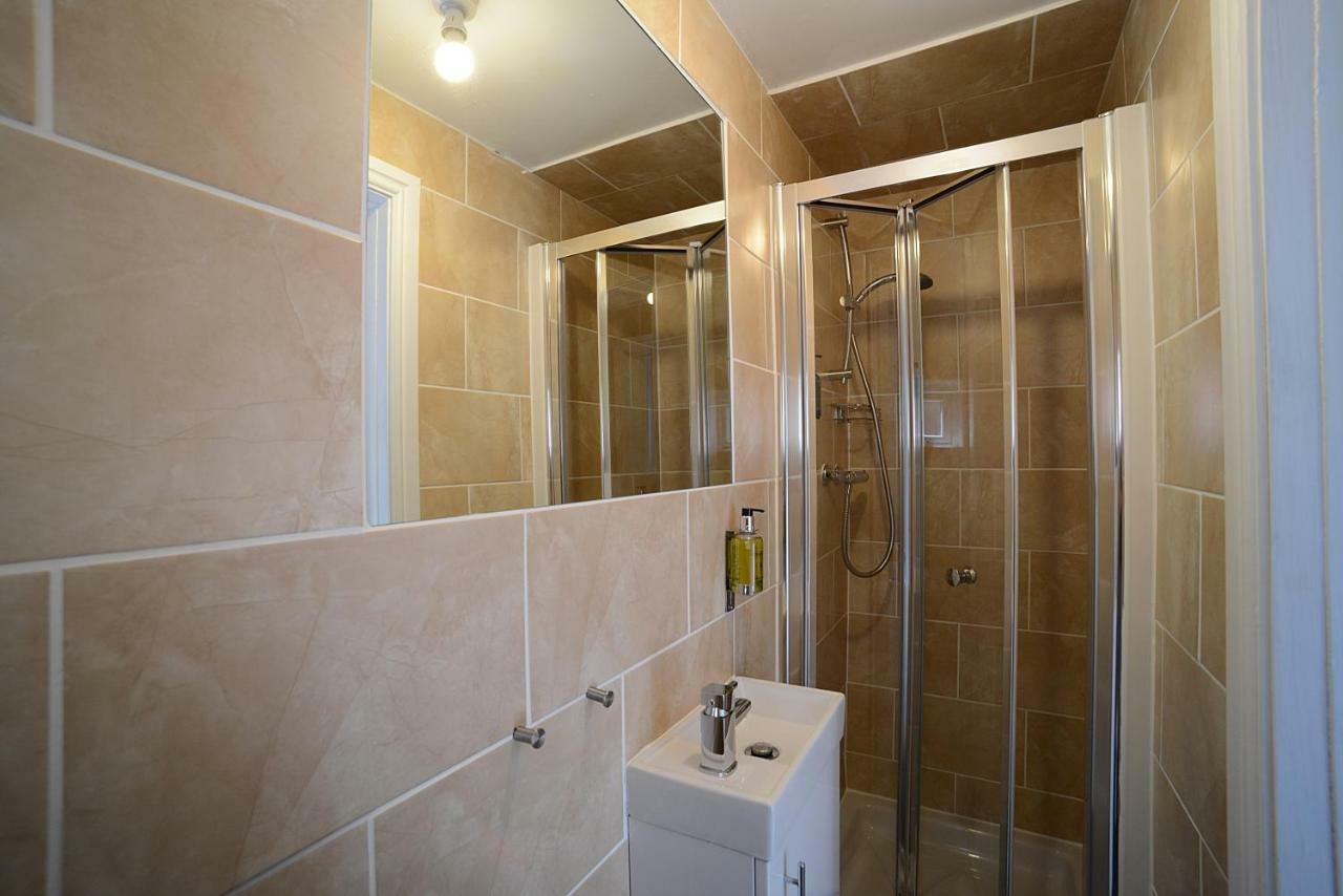 Twelve Apartments Blackpool Buitenkant foto