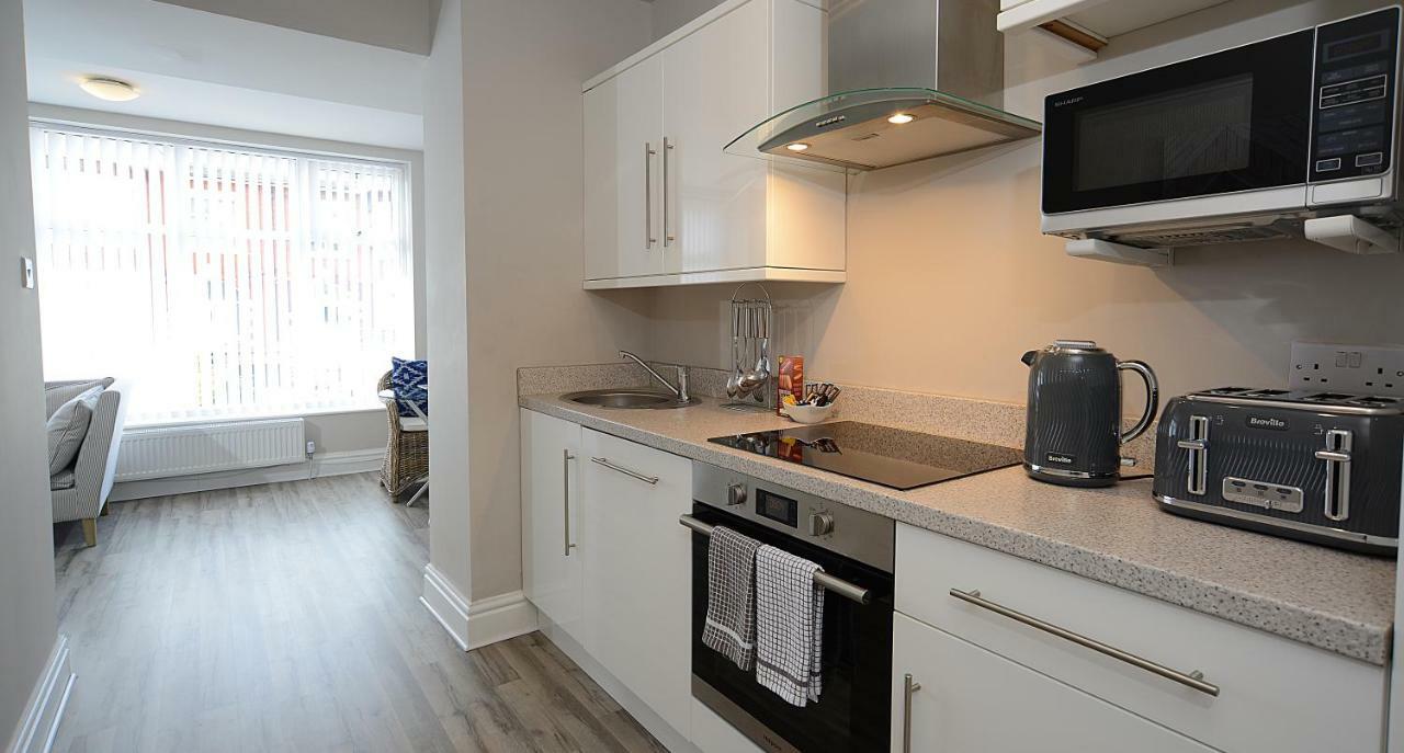 Twelve Apartments Blackpool Buitenkant foto