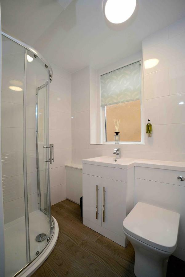 Twelve Apartments Blackpool Buitenkant foto