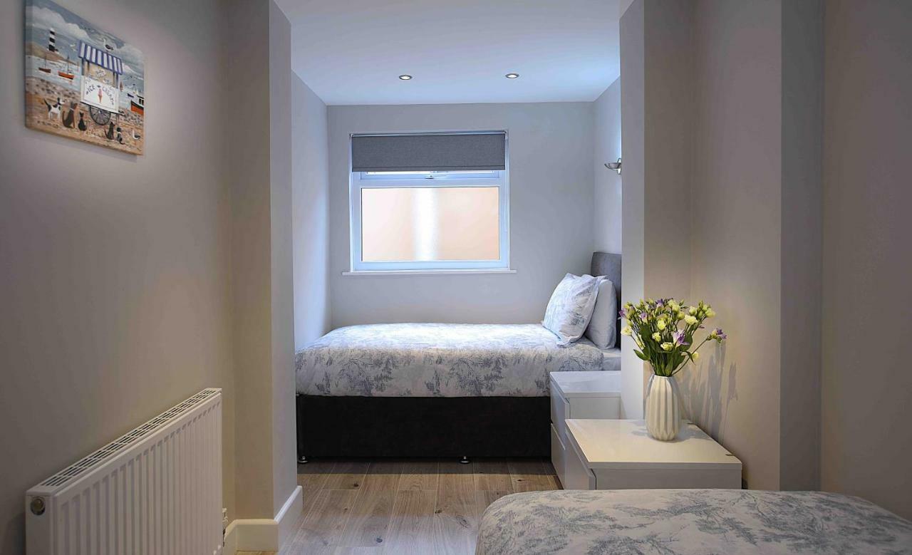 Twelve Apartments Blackpool Buitenkant foto